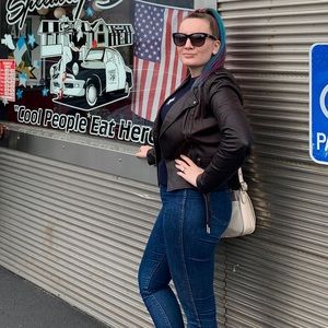 Meet your Posher, Kelsey